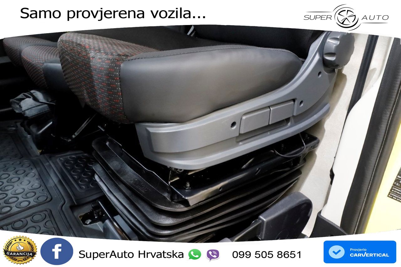 Peugeot Boxer 330 2.2 BlueHDi 140pk L1H1 Premium Airco/S 140 KS
