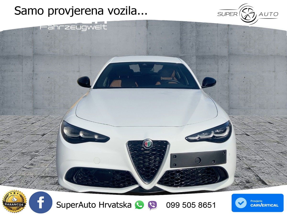 Alfa Romeo Giulia 2.0 Turbo (280 KS) Q4 Automatic LED+GR SJED+ACC