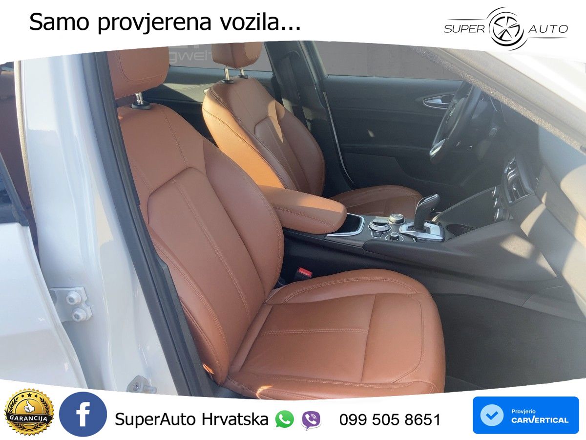 Alfa Romeo Giulia 2.0 Turbo (280 KS) Q4 Automatic LED+GR SJED+ACC