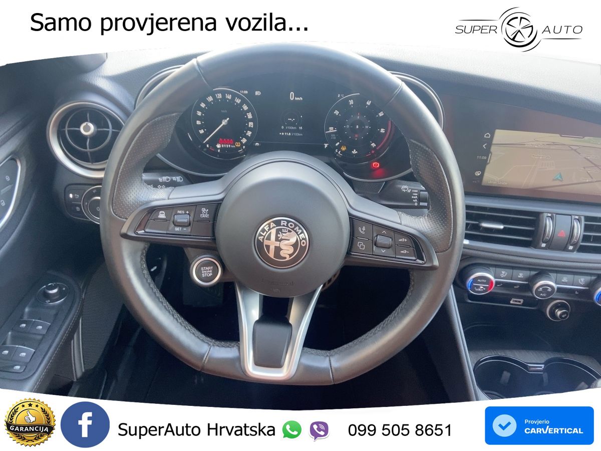 Alfa Romeo Giulia 2.0 Turbo (280 KS) Q4 Automatic LED+GR SJED+ACC