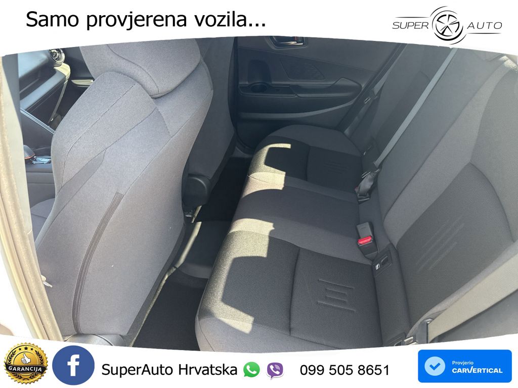 Toyota C-HR 2.0 (223 KS) PHEV e-CVT Teamplayer LED+GR SJED+ACC