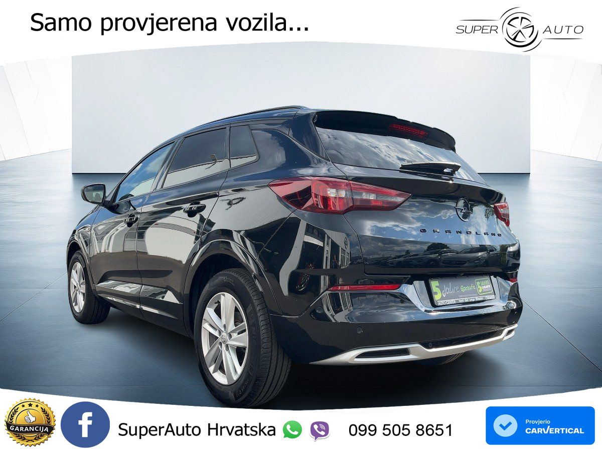 Opel Grandland 1.2i Turbo (130 KS)