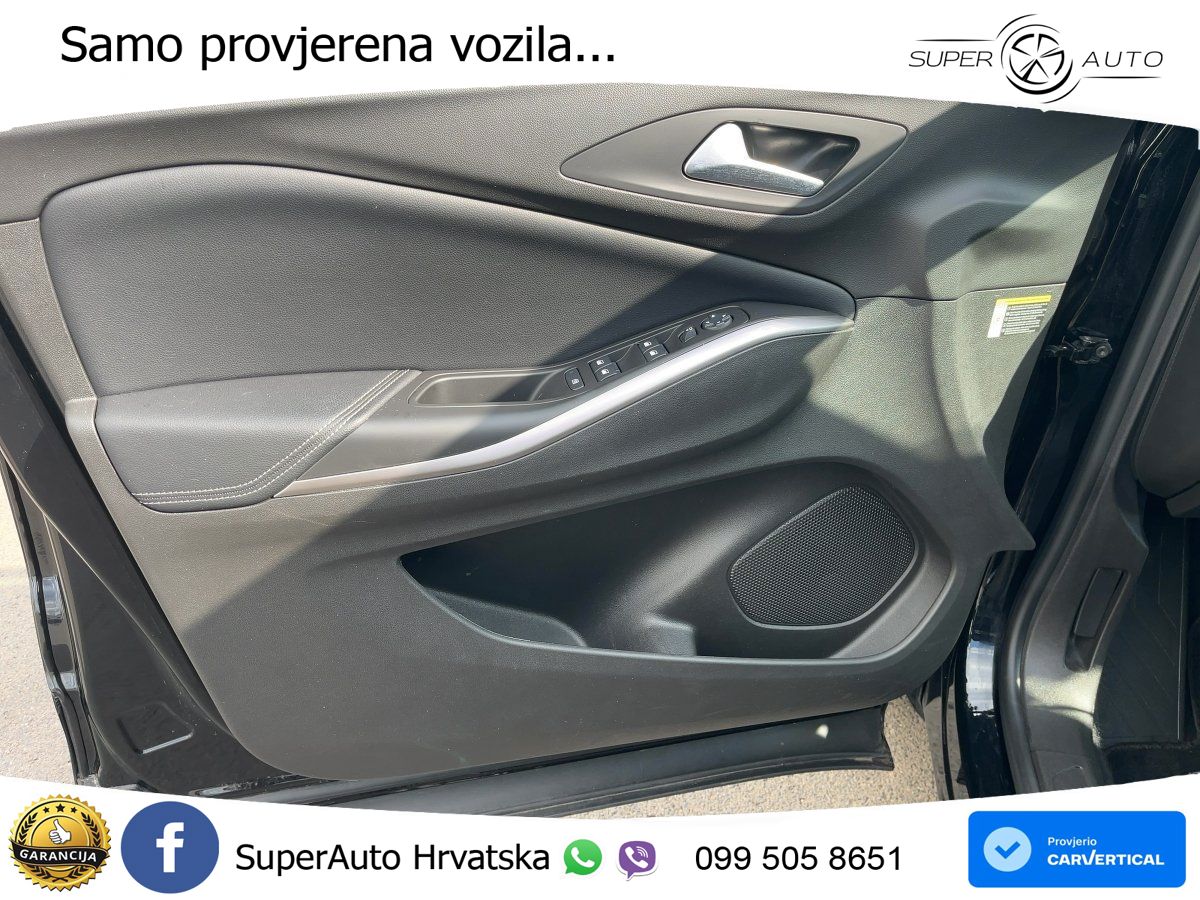 Opel Grandland 1.2i Turbo (130 KS)