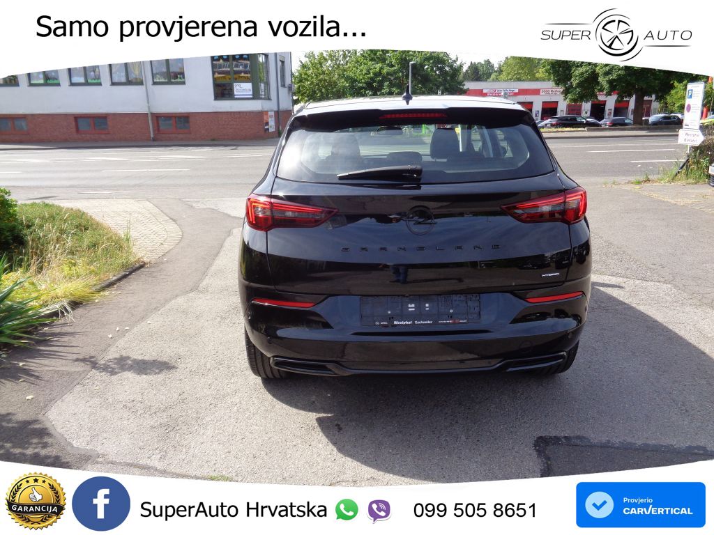 Opel Grandland 1.2 Turbo (136 KS)  e-DCT GS LED+GR SJED+ACC