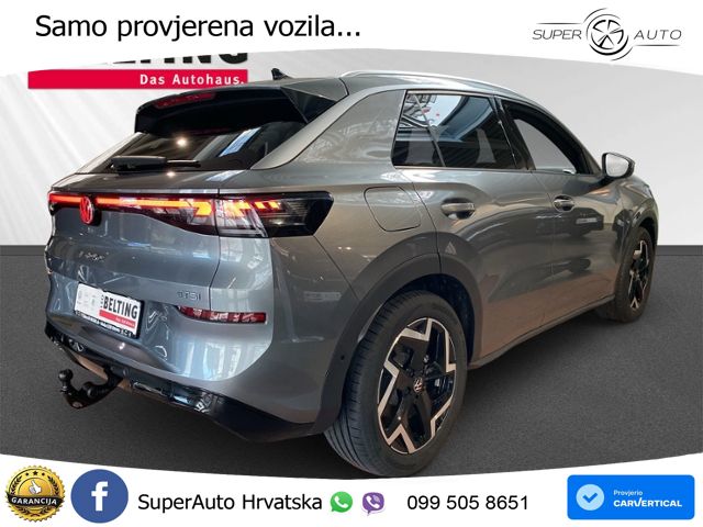 Volkswagen T-Roc 1.5 eTSI (150 KS)  DSG R-Line LED+GR SJED+ACC