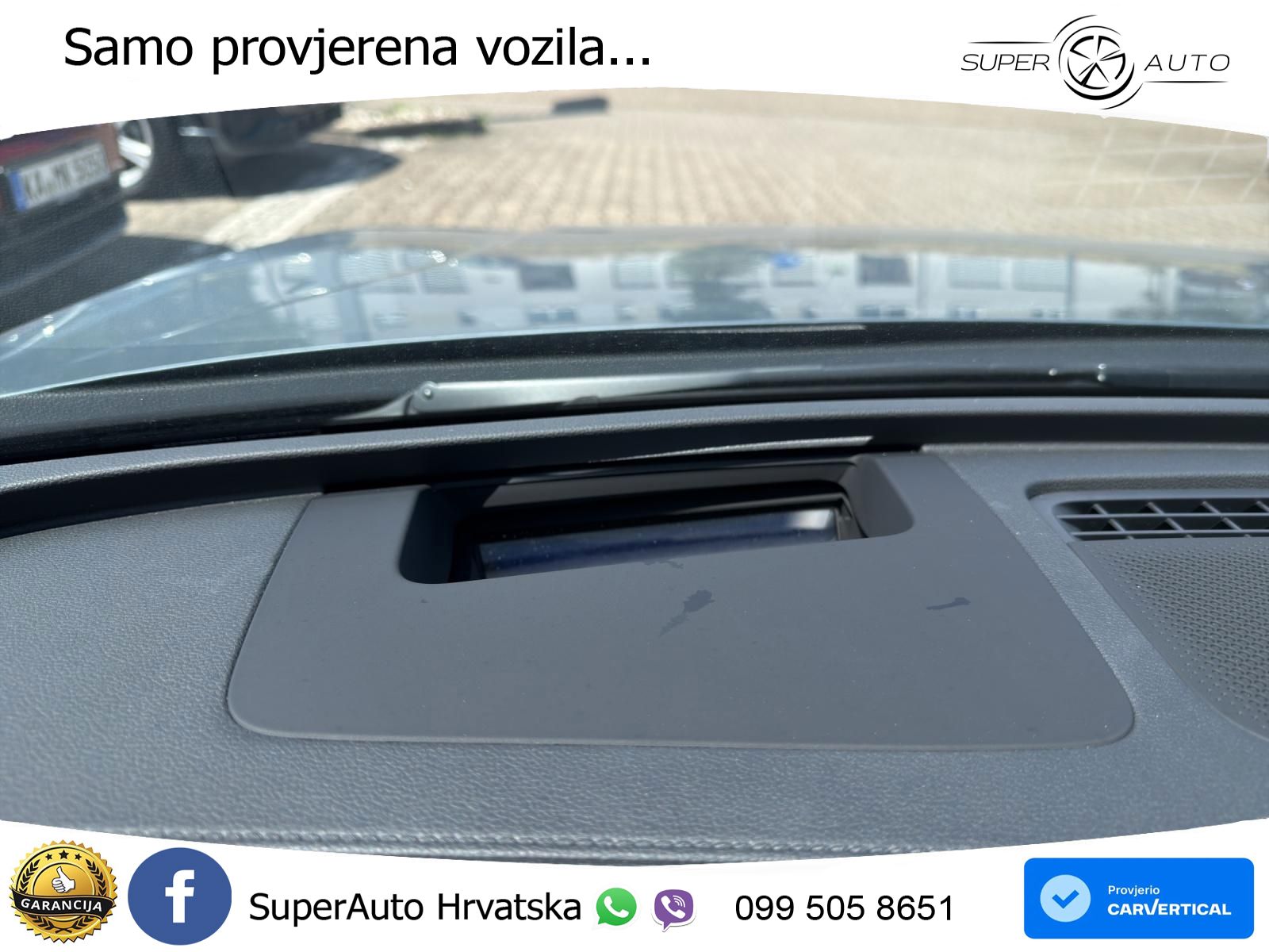 Volkswagen Passat Variant 1.5 eTSI (150 KS) DSG Elegance LED+GR SJED+ACC