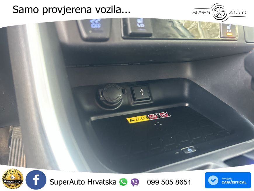 Toyota RAV4 2.5 (222 KS) Hybrid E-Four e-CVT LED+GR SJED+ACC