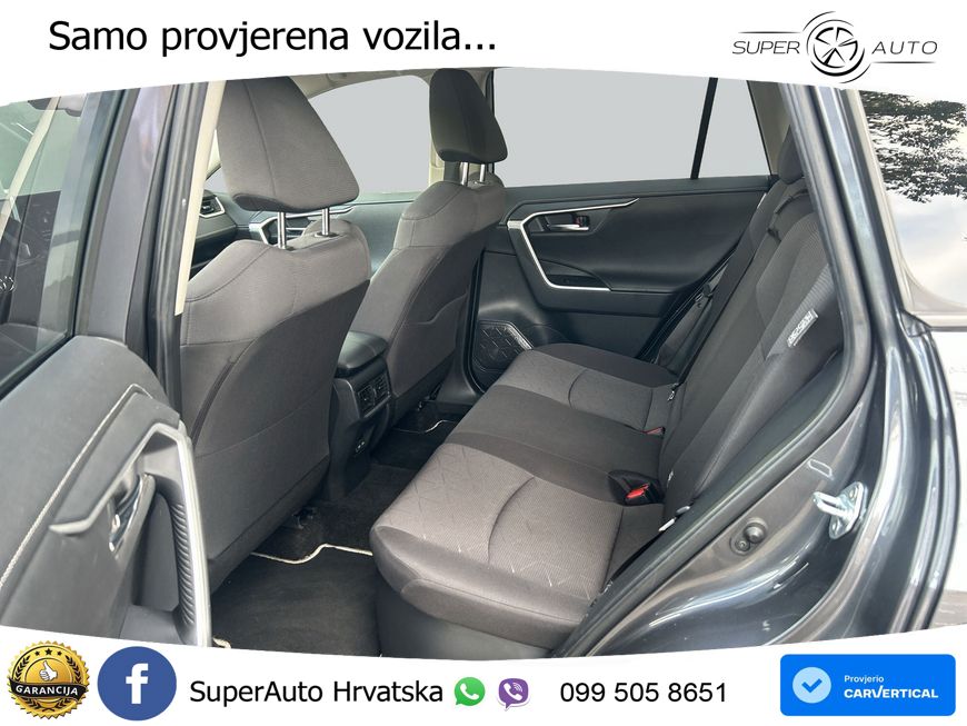 Toyota RAV4 2.5 (222 KS) Hybrid E-Four e-CVT LED+GR SJED+ACC