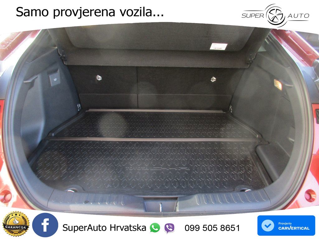 Toyota C-HR 2.0 (223 KS) PHEV e-CVT Teamplayer LED+GR SJED+ACC