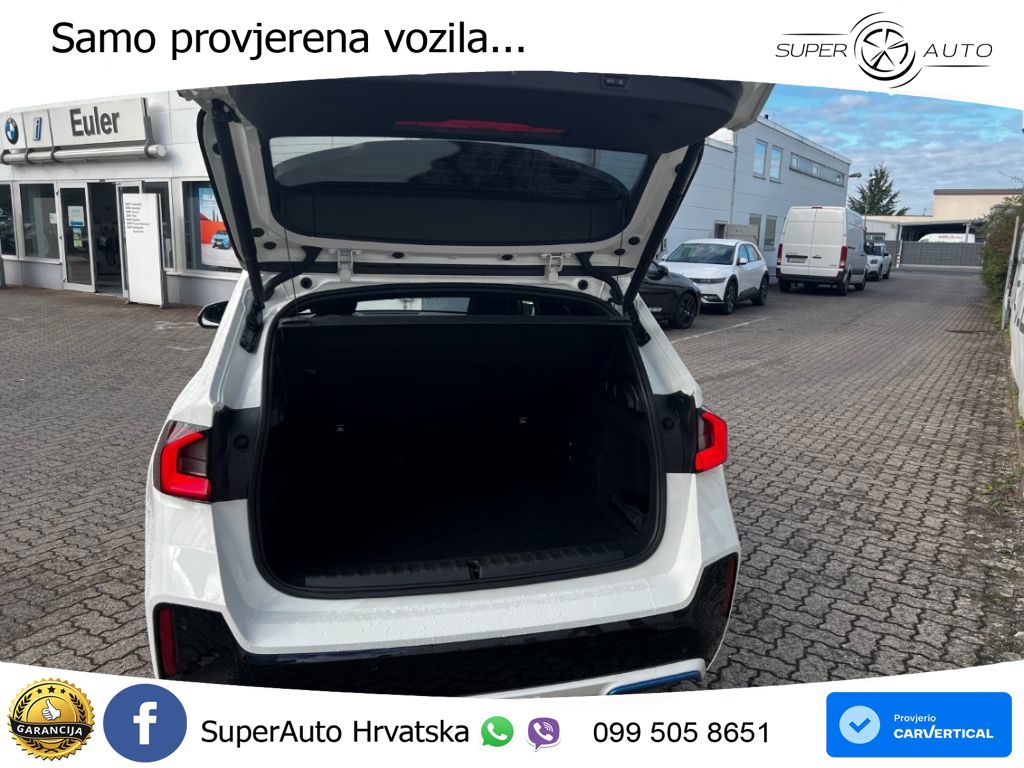BMW iX1 68 kWh (313 KS) xDrive30