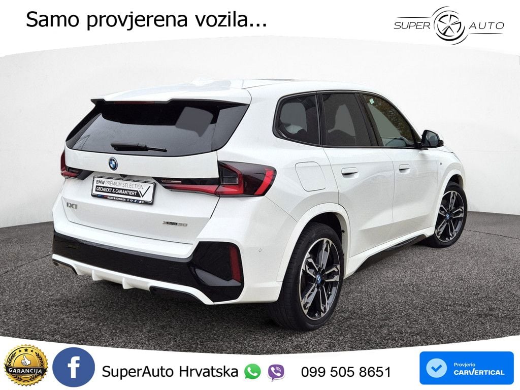BMW iX1 68 kWh (313 KS) xDrive30 M Sport ACC+HEAD+GR SJED+360+PANO