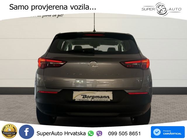 Opel Grandland 1.2i Turbo (130 KS)