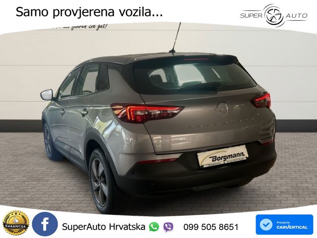 Opel Grandland 1.2i Turbo (130 KS)