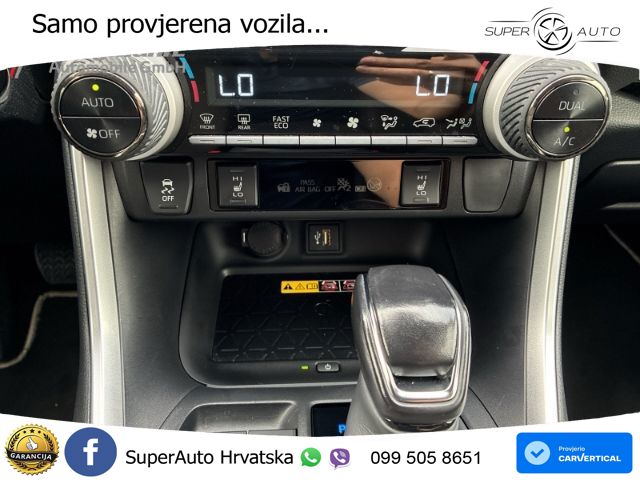 Toyota RAV4 2.5 (218 KS) Hybrid eCVT Team Deutschland LED+GR SJED+ACC
