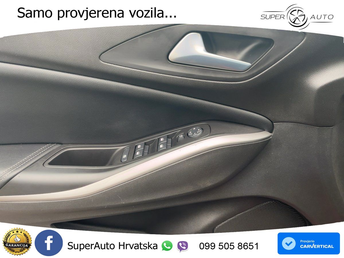 Opel Grandland 1.2i Turbo (130 KS)
