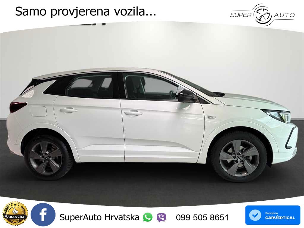 Opel Grandland 1.2i Turbo (130 KS) Automatic LED+ACC