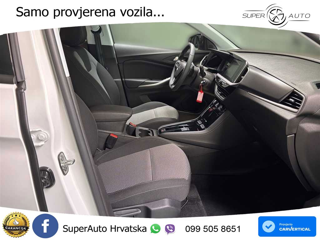 Opel Grandland 1.2i Turbo (130 KS) Automatic LED+ACC
