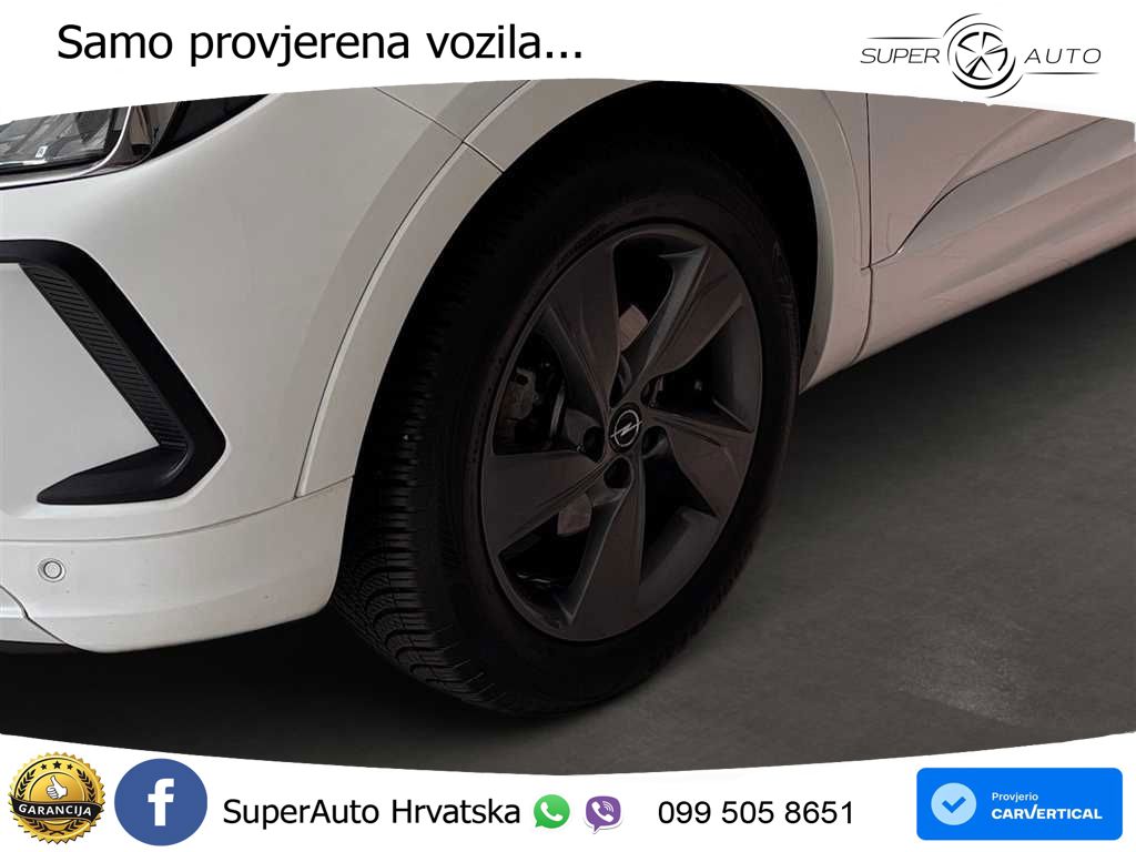 Opel Grandland 1.2i Turbo (130 KS) Automatic LED+ACC