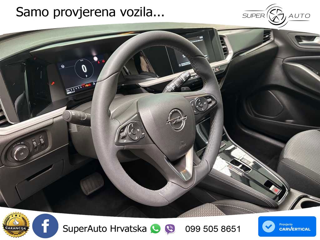 Opel Grandland 1.2i Turbo (130 KS) Automatic LED+ACC