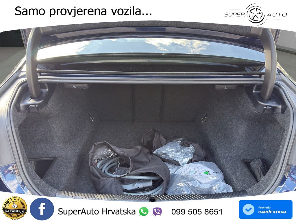 BMW 530e (299 KS) Steptronic ACC+HEAD+4xGR SJED+360+PANO