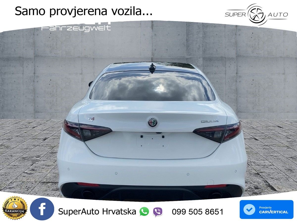 Alfa Romeo Giulia 2.2 MultiJet II (210 KS) Q4 Automatic LED+GR SJED+ACC