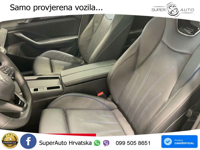 Volkswagen Passat Variant 1.5 TSI (272 KS) eHybrid DSG R-Line ACC+HEAD+4xGR SJED+360+PANO