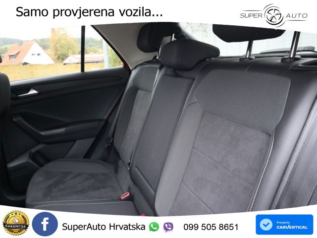 Volkswagen T-Roc 1.5 TSI (150 KS) DSG MATRIX+GR SJED+KAM