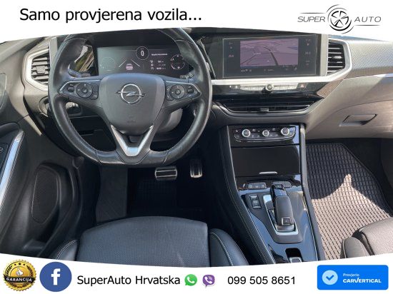 Opel Grandland 1.2i Turbo (130 KS) Automatic Ultimate LED+GR SJED+ACC