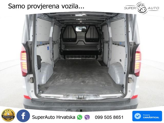 Volkswagen T7 Transporter Kasten 2.0 TDI LR L2H1/LED/RFK/PD 150 KS