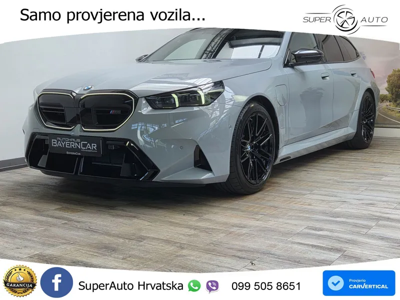 BMW M5 Touring 4.4 V8 (727 KS) xDrive Steptronic LED+GR SJED+ACC