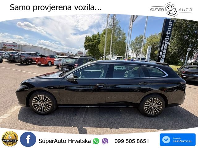 Volkswagen Passat Variant 1.5 eTSI (150 KS) DSG Elegance LED+GR SJED+ACC