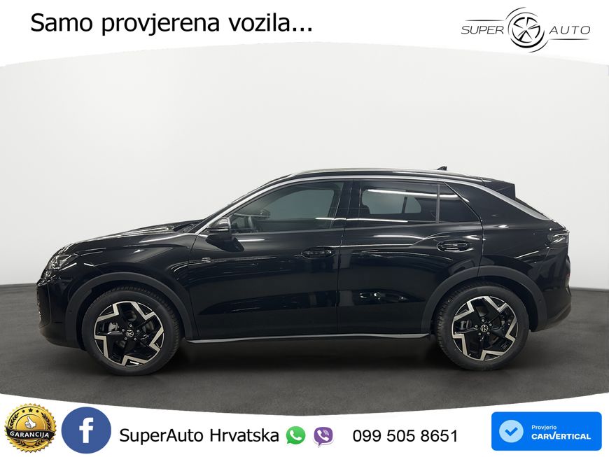 Volkswagen T-Roc 1.5 eTSI (150 KS)  DSG R-Line LED+GR SJED+ACC