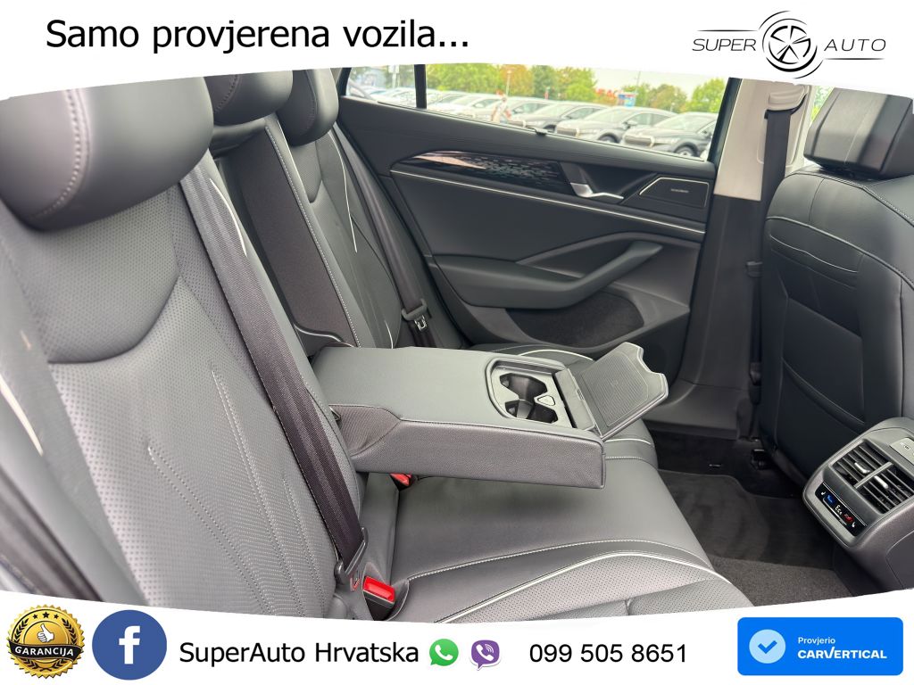 Volkswagen Passat Variant 1.5 TSI (272 KS) eHybrid DSG Elegance LED+GR SJED+ACC