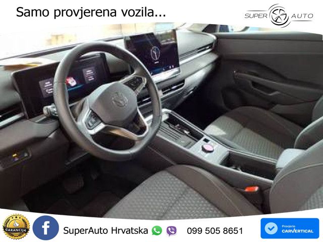 Volkswagen T-Roc II 1.5 eTSI (116 KS)  DSG LED+GR SJED+ACC