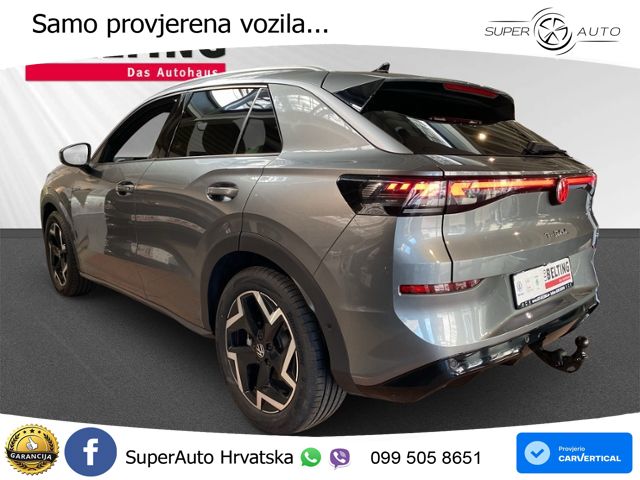 Volkswagen T-Roc 1.5 eTSI (150 KS)  DSG R-Line LED+GR SJED+ACC
