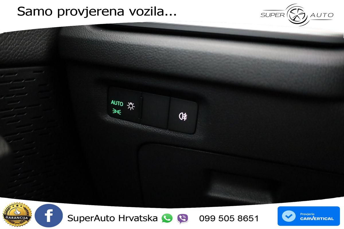 Škoda Octavia Combi 2.0 TDI (150 KS) DSG Selection LED+GR SJED+ACC