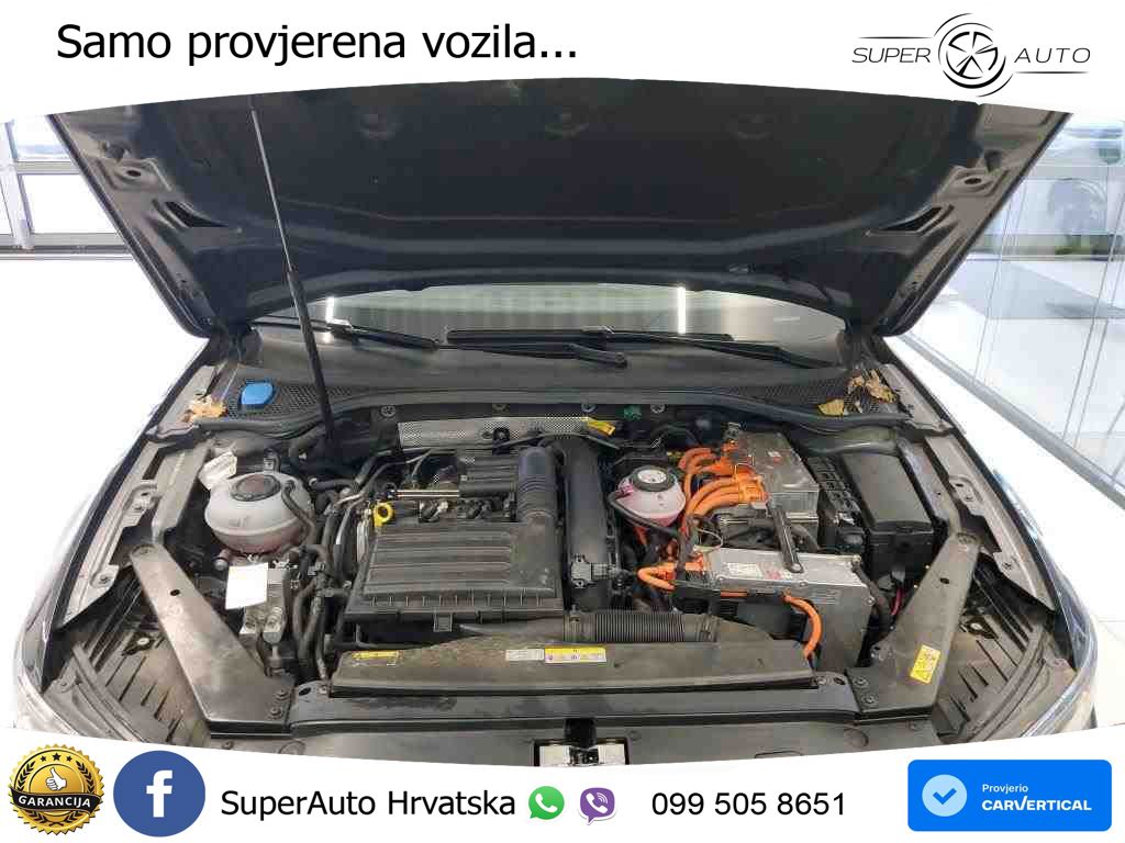 Volkswagen Passat Variant GTE 1.4 TSI (218 KS) DSG LED+GR SJED+ACC