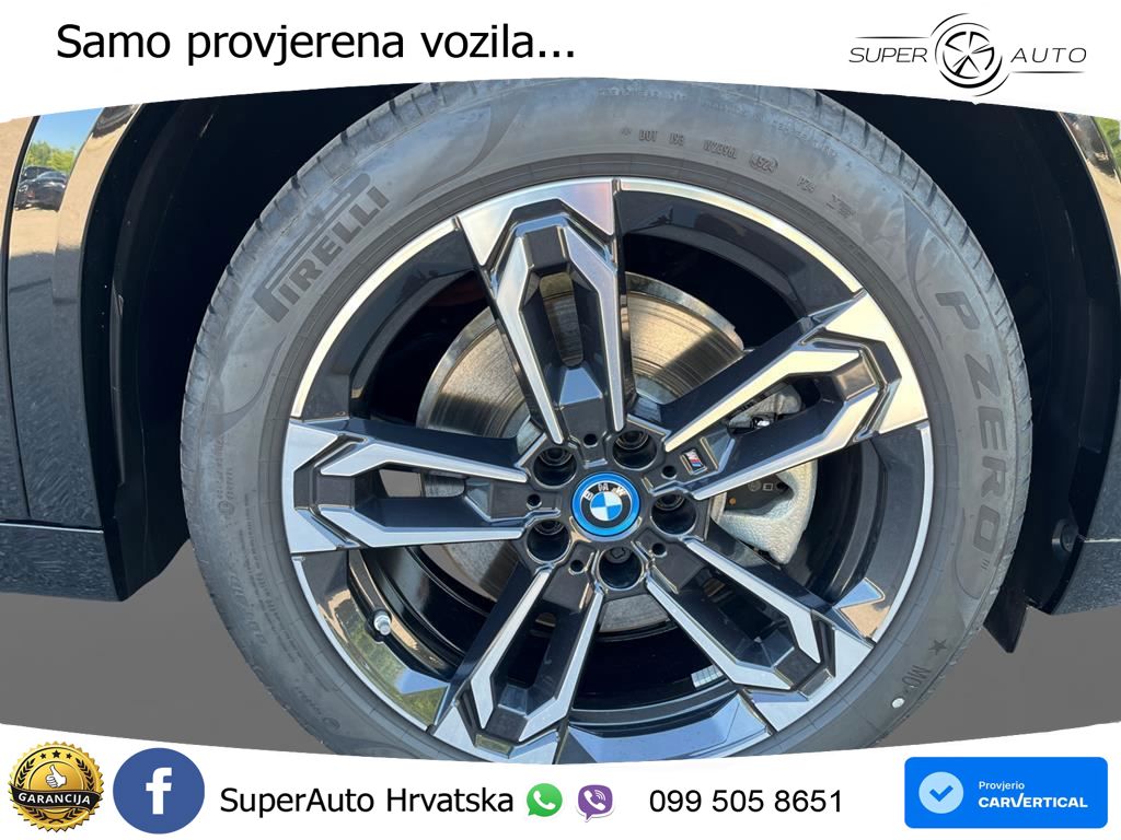 BMW iX2 66.5 kWh (313 KS) xDrive30