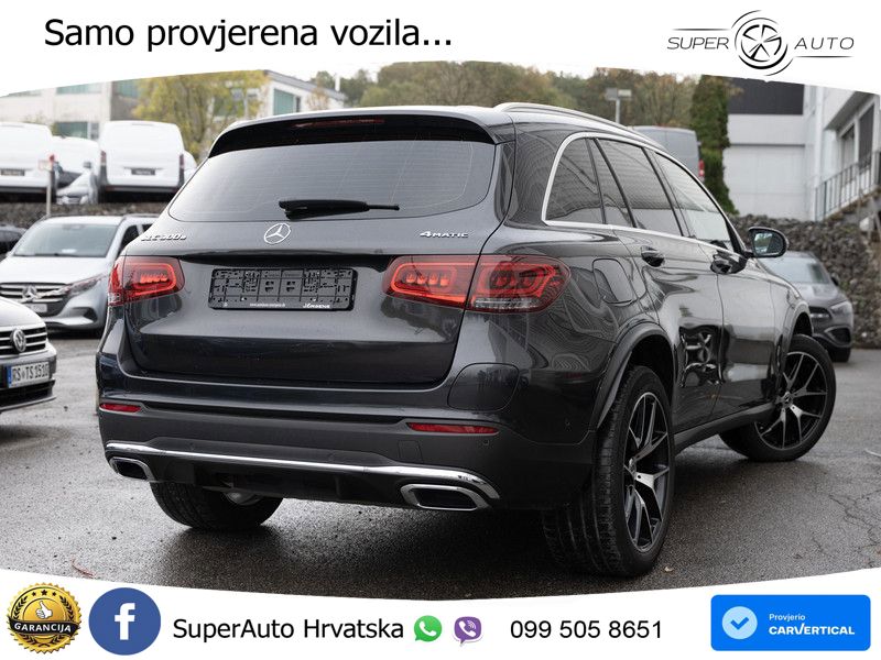 Mercedes GLC 300e (320 KS) 4MATIC 9G-TRONIC AMG LED+GR SJED+ACC