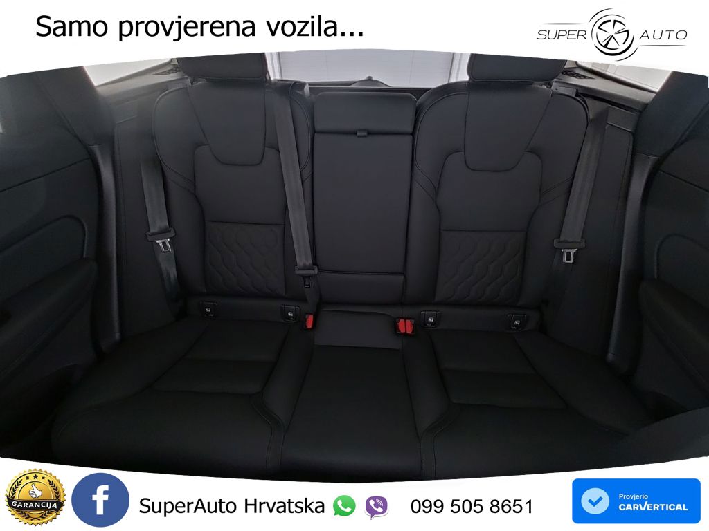 Volvo XC60 B5 Benzin AWD Geartronic ACC+HEAD+4xGR SJED+360+PANO