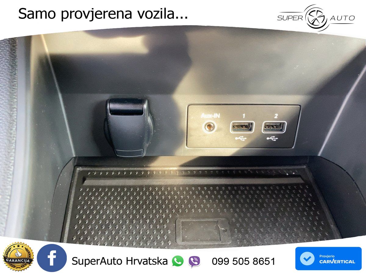 Renault Captur 1.3 TCe (140 KS) Intens LED+GR SJED+ACC