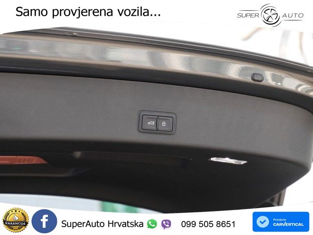 Audi Q3 1.5 TFSIe (272 KS) S tronic LED+GR SJED+ACC