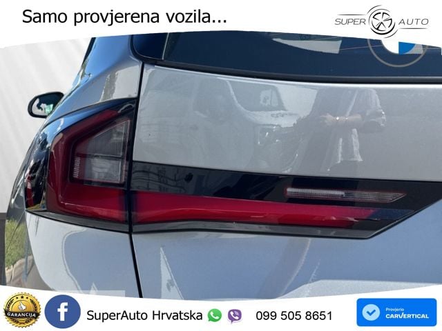 BMW iX1 66.5 kWh (204 KS) eDrive20 LED+GR SJED+ACC
