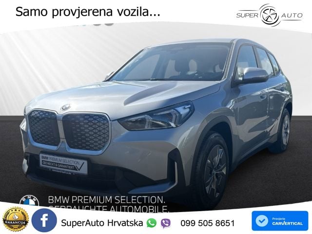 BMW iX1 66.5 kWh (204 KS) eDrive20 LED+GR SJED+ACC
