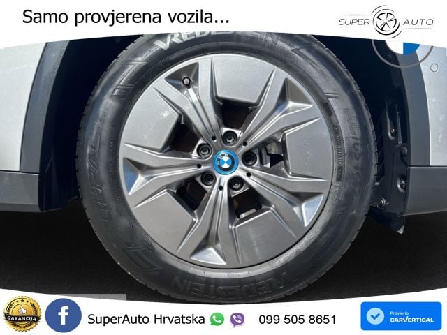 BMW iX1 66.5 kWh (204 KS) eDrive20 LED+GR SJED+ACC