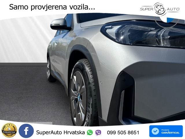 BMW iX1 66.5 kWh (204 KS) eDrive20 LED+GR SJED+ACC