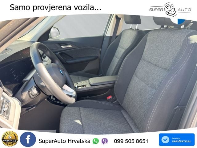 BMW iX1 66.5 kWh (204 KS) eDrive20 LED+GR SJED+ACC