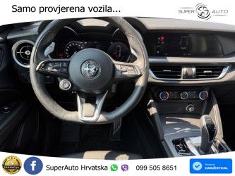Alfa Romeo Stelvio 2.2 MultiJet II (210 KS) Q4 Automatic LED+ACC