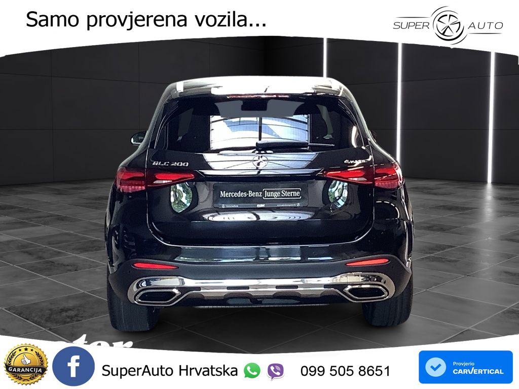 Mercedes GLC 200 (204 KS) 4MATIC 9G-TRONIC AMG LED+GR SJED+ACC