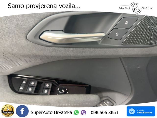 Audi Q3 2.0 TFSI (265 KS) quattro S tronic LED+GR SJED+ACC